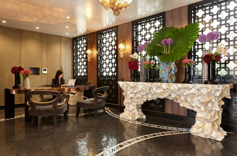 Dise�o de iluminaci�n con celos�as: Creando ambientes m�gicos