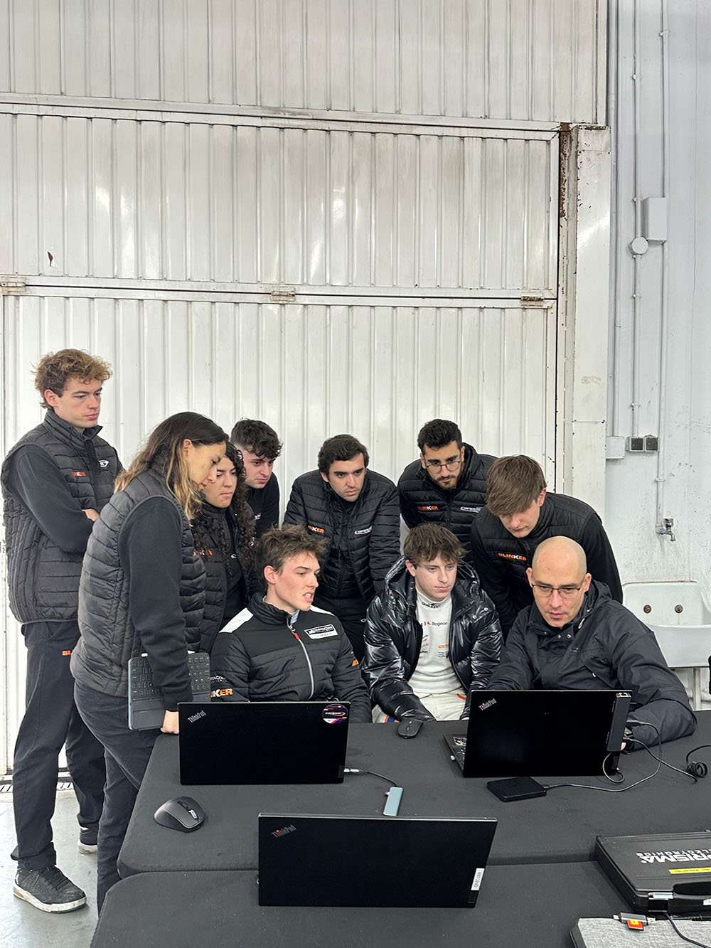 El alumnado en Motorsport pone en práctica sus competencias en un entorno real de competición