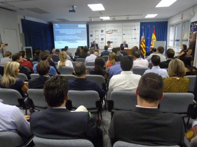 Sal�n de Actos lleno durante la entrega de premios CEEI IVACE 2015